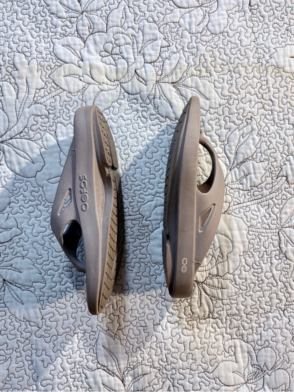 OOFOS OOriginal Recovery Sandals Slate Gray Thong Comfort Arch Support W8 M6💛 - Picture 4 of 10